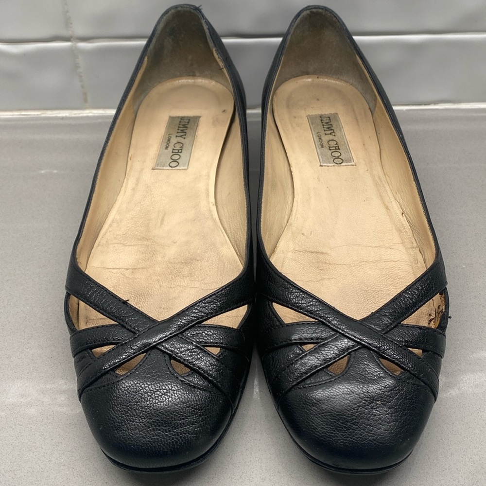 Jimmy Choo leather flats. 071 Jury. Grainy goat leather black.